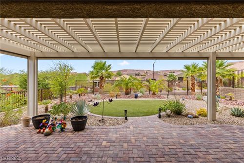 756 Bridle Path Ln, Mesquite, NV, 89034-1237 | Card Image