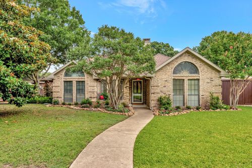2049 Liverpool Dr, Plano, TX, 75025-3346 | Card Image