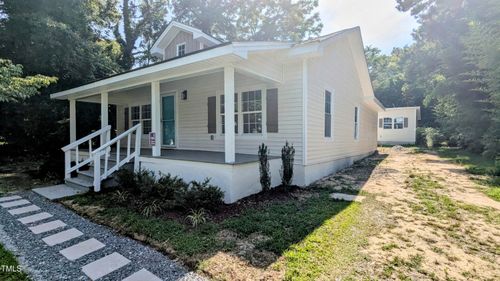109 N Dunn St, Angier, NC, 27501-6633 | Card Image