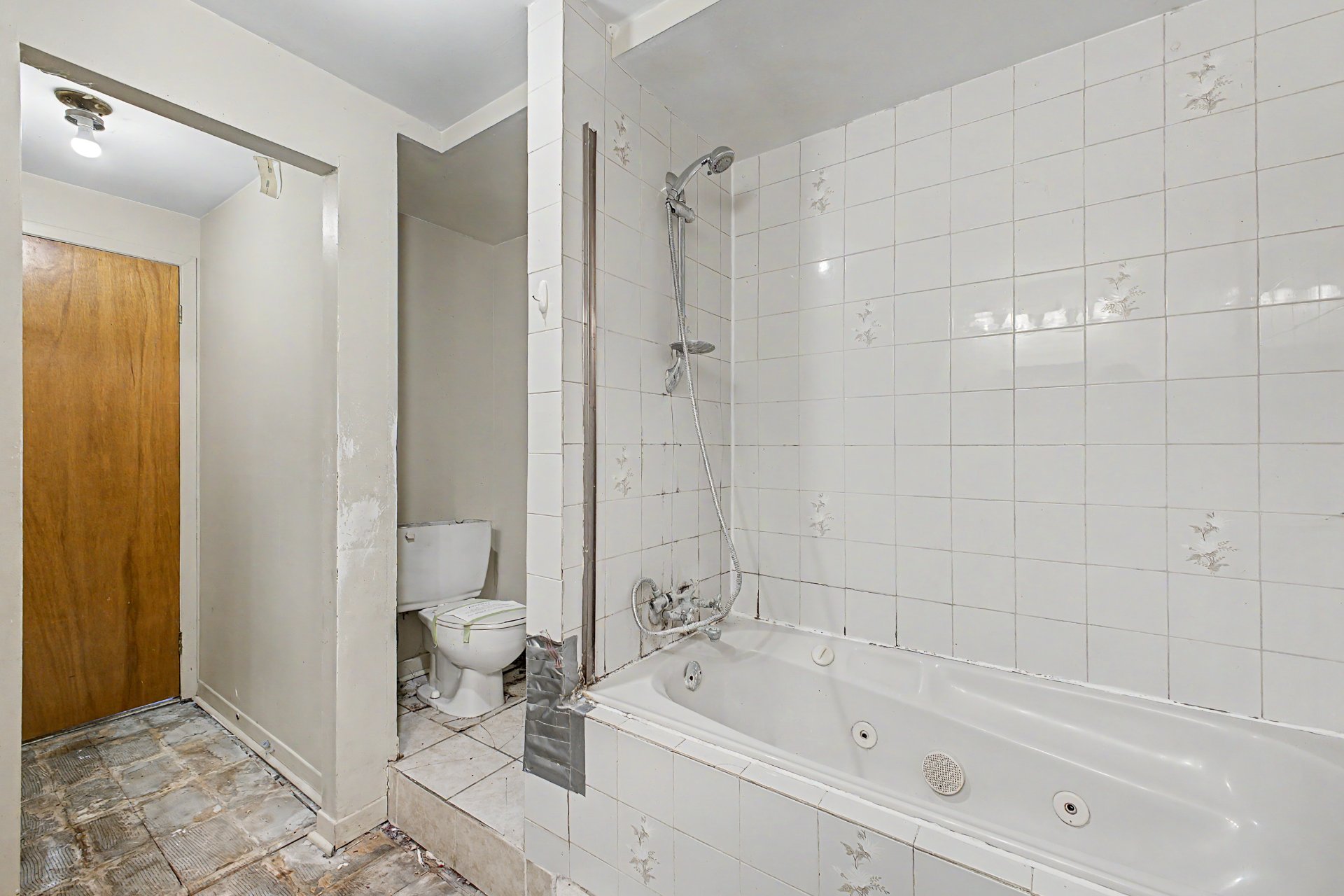 Residential in Longueuil (Greenfield Park) 5