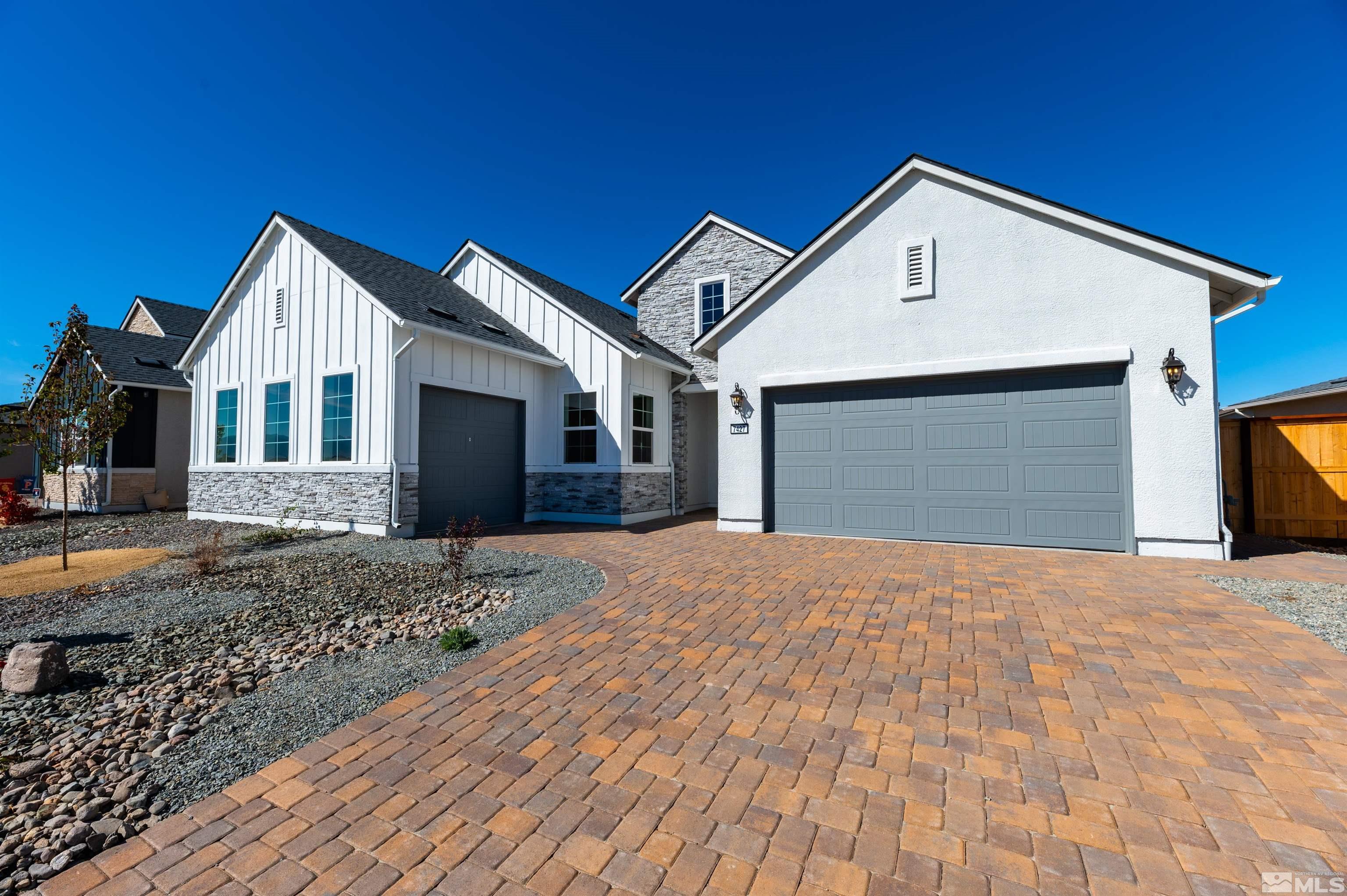 Hoback Dr, Sparks, NV 89436