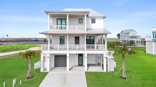 10818 Sweetwater Cove Blvd, Galveston, TX, 77554 | Card Image