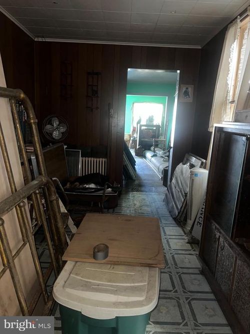 1404 Centre St, ASHLAND, PA, 17921-1105 | Card Image