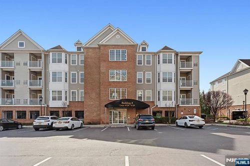 4127 Cory Ln, Elmwood Park, NJ, 07407-3231 | Card Image