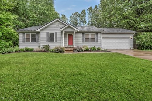 44 Leffingwell Dr, Orwell, OH, 44076-9523 | Card Image