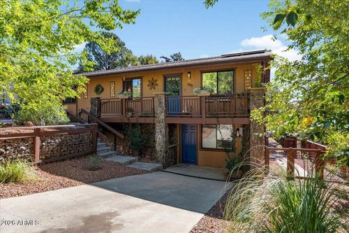 390 Coffee Pot Dr, Sedona, AZ, 86336-3309 | Card Image
