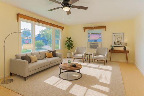 111 5th Ave Sw, Gravette, AR, 72736-9570 | Card Image