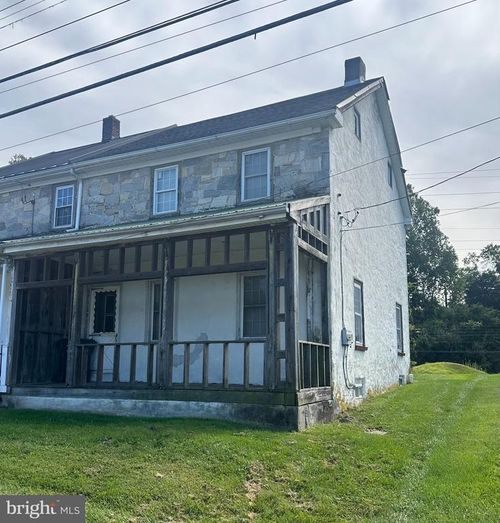 4200 W Lincoln Hwy, DOWNINGTOWN, PA, 19335-2225 | Card Image