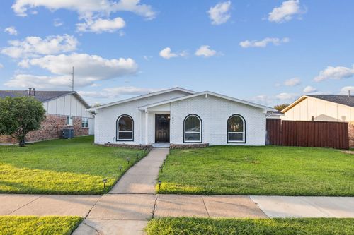 2937 Red Gum Rd, Garland, TX, 75044-8005 | Card Image