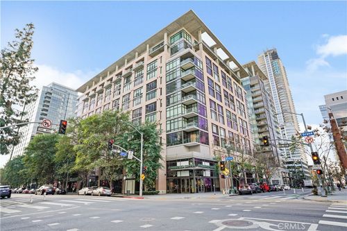 702-1111 S Grand Ave, LOS ANGELES, CA, 90017-3813 | Card Image