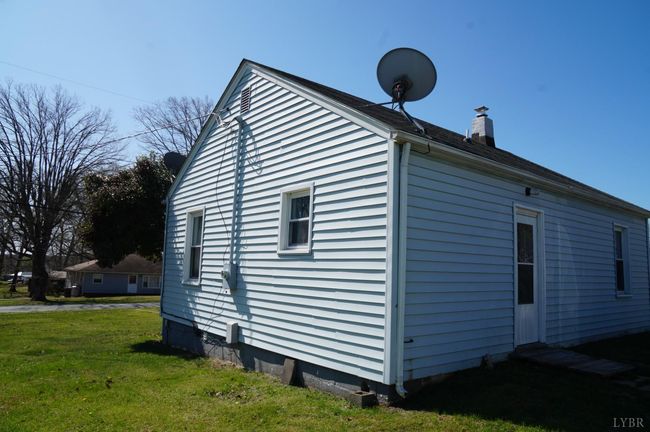272 Jasper Wood Rd, House other with 2 bedrooms, 1 bathrooms and null parking in Hurt VA | Image 15