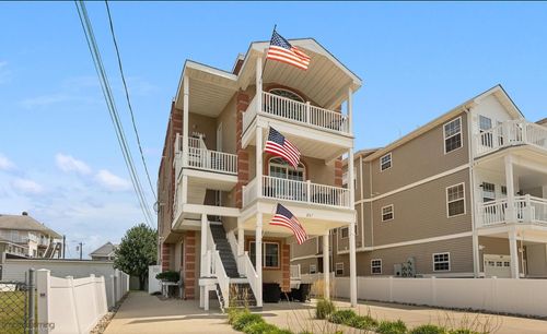 a-207 E Taylor Ave, Wildwood, NJ, 08260-4536 | Card Image