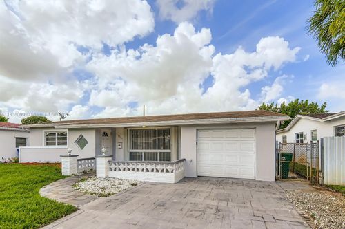 7904 Alhambra Blvd, Miramar, FL, 33023-5824 | Card Image