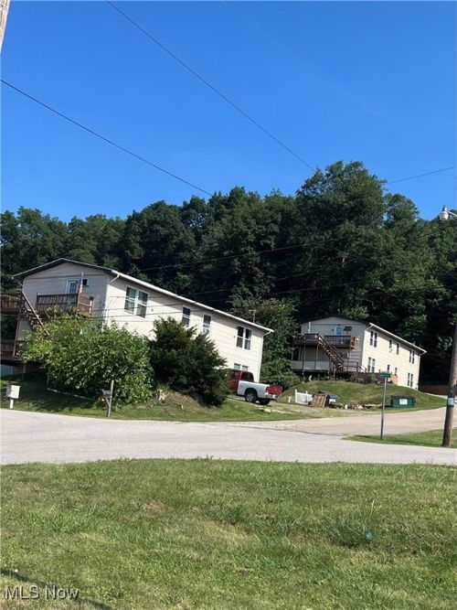 81 Jefferson St, Newell, WV, 26050 | Card Image