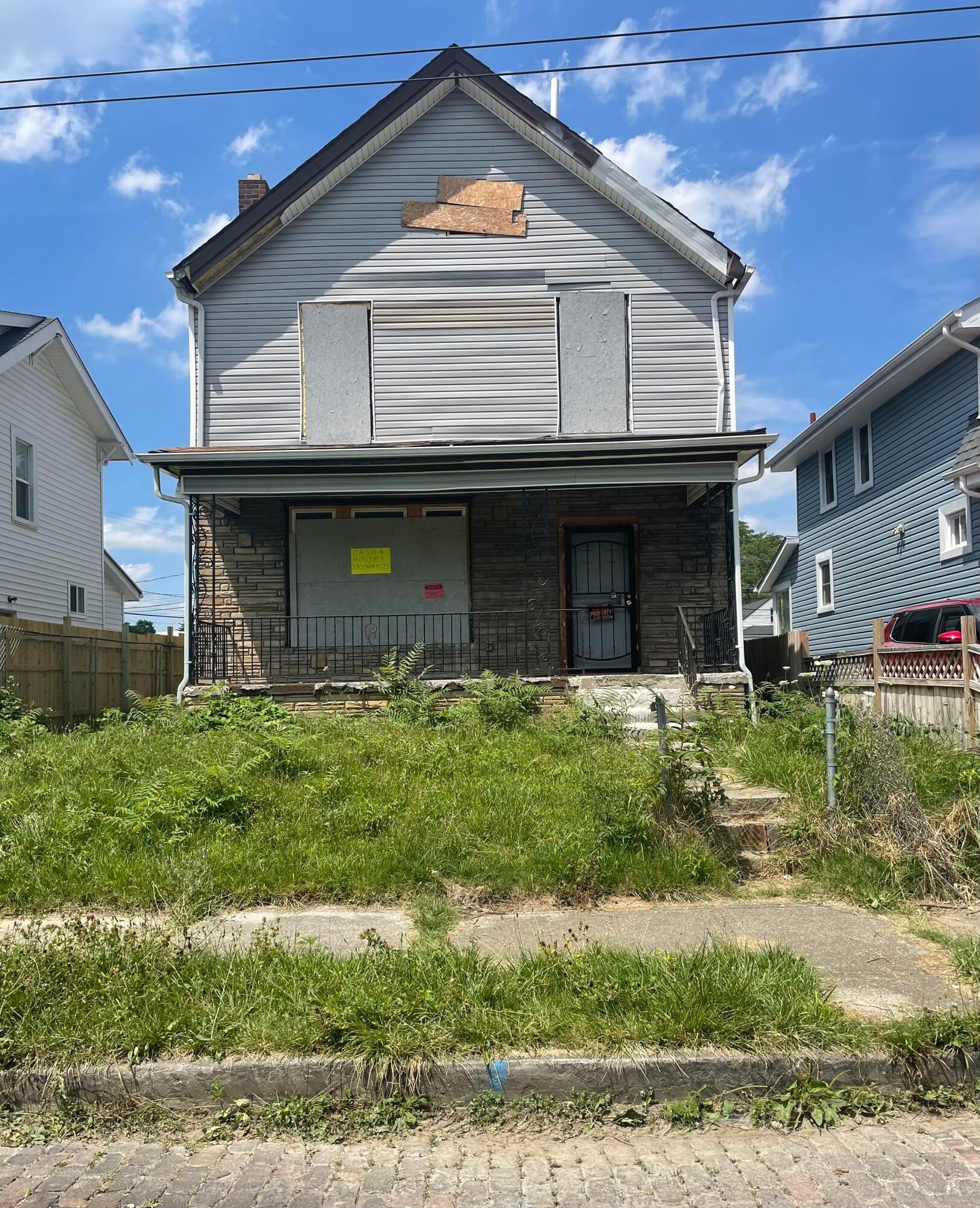 Blake Ave, Columbus, OH 43211