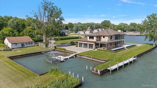 8349 Dixie Hwy, Ira, MI, 48023-2550 | Card Image