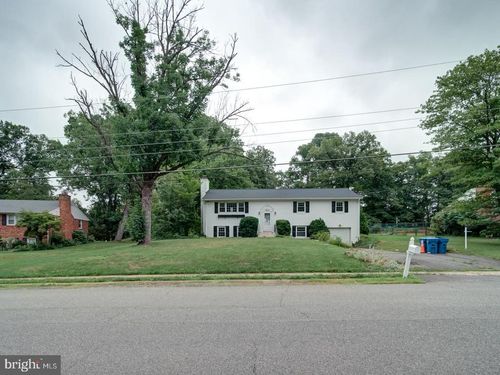 4837 Randolph Dr, Annandale, VA, 22003-6224 | Card Image