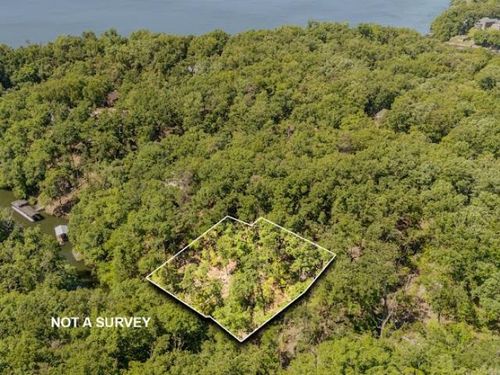 0 Hollow Tree Rd, Savannah, TN, 38372 | Card Image