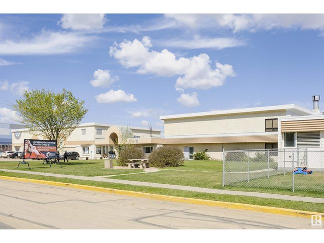4713 51 St, House other with 3 bedrooms, 2 bathrooms and 4 parking in Legal AB | Image 55