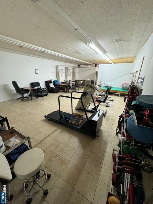 905 Elizabeth Ave, Elizabeth, NJ, 07201-2710 | Card Image