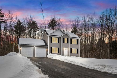 28 Murray Rd, Ashburnham, MA, 01430-1643 | Card Image