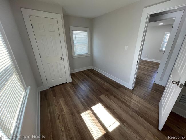 985 W Hazelhurst St, House other with 3 bedrooms, 3 bathrooms and null parking in Ferndale MI | Image 23