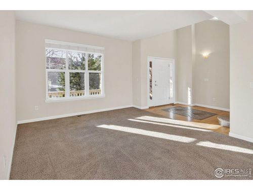 121 Osprey Ln, Lyons, CO, 80540-4209 | Card Image