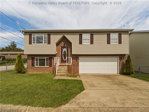 1702 Jackson Ave, Saint Albans, WV, 25177-1924 | Card Image