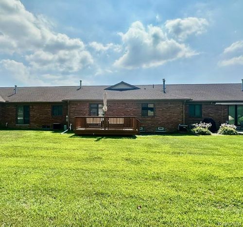20-48475 Juswood Ln, Chesterfield, MI, 48051-2660 | Card Image