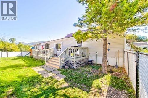 1117 231 St, Blairmore, AB, T0K1C0 | Card Image