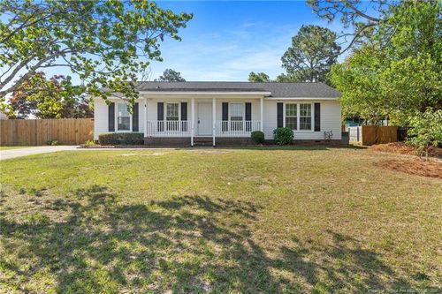 5707 Archer Rd, Hope Mills, NC, 28348-2201 | Card Image