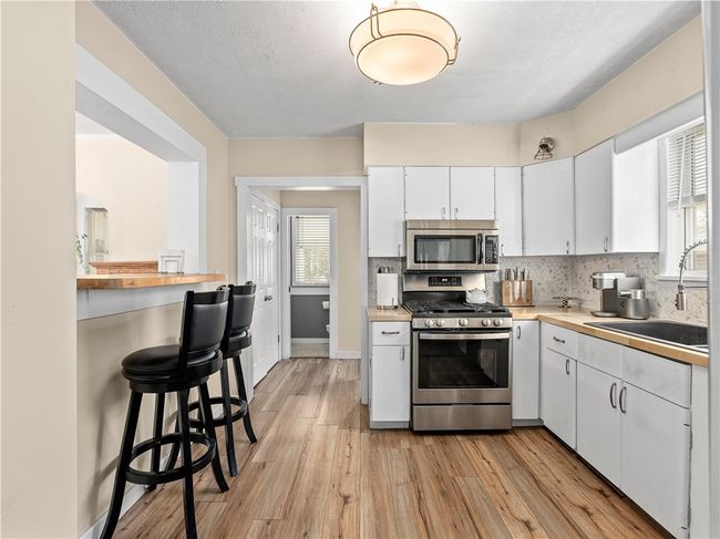 1411 2 Nd St, House other with 3 bedrooms, 3 bathrooms and 1 parking in Beaver PA | Image 10