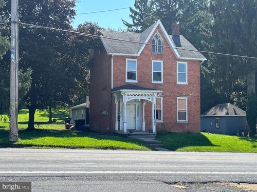 94 W Main Street, FAYETTEVILLE, PA, 17222 | Card Image