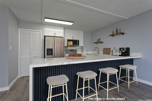 apt-d602-55 S Kukui St, Honolulu, HI, 96813-2342 | Card Image