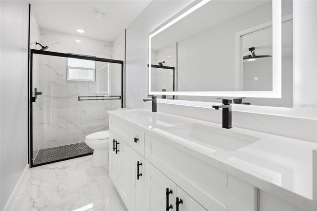 primary ensuite and shower | Image 14