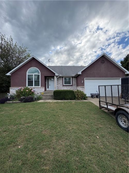 812 Cedar Ln, Prairie Grove, AR, 72753-2534 | Card Image