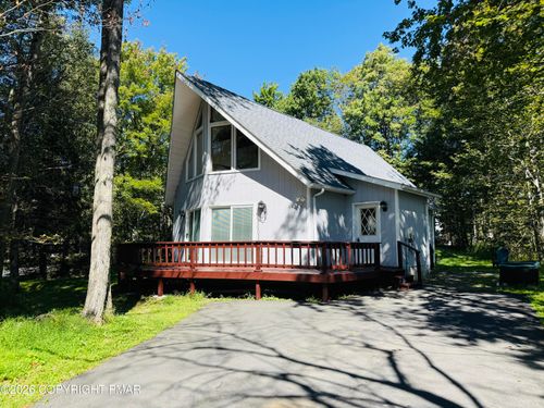 4204 Hickory Rd, Tobyhanna, PA, 18466-8308 | Card Image