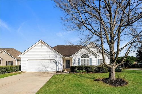 3352 Summit Creek Ln, Loganville, GA, 30052-8816 | Card Image