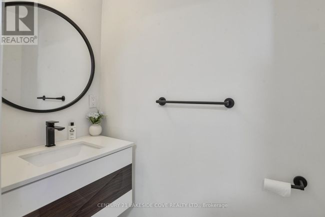 3568 W Amilia Drive W, House other with 2 bedrooms, 2 bathrooms and 10 parking in Ramara ON | Image 16