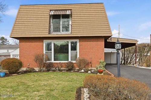 30 Hopewell St, Albany, NY, 12208-1526 | Card Image