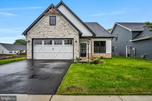 4120 Locust Rd, CAMP HILL, PA, 17011-6727 | Card Image