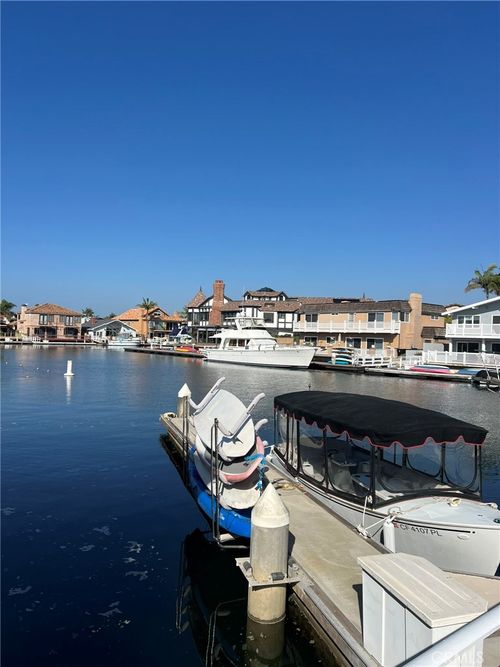 4051 Davenport Dr, Huntington Beach, CA, 92649 | Card Image