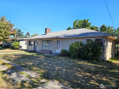 606 S 5th Ave, Kelso, WA, 98626-2528 | Card Image