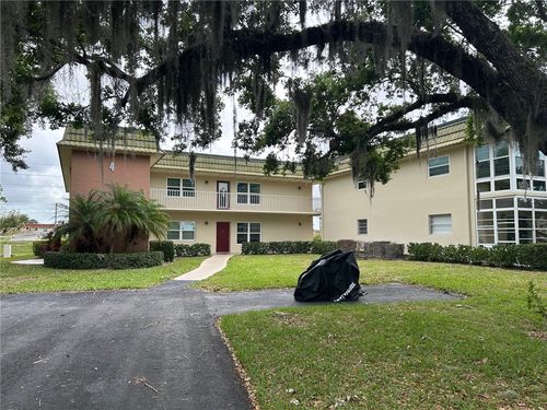 207-4 Vista Gardens Trl, Vero Beach, FL, 32962-1773 | Card Image