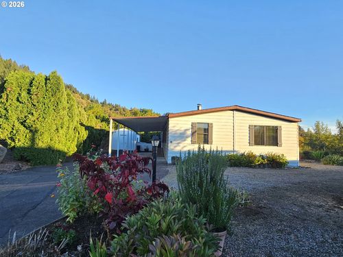 33-5400 Meeker Dr, Kalama, WA, 98625 | Card Image