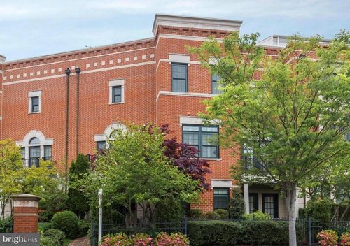 12082 Chancery Station Cir, RESTON, VA, 20190-3286 | Card Image