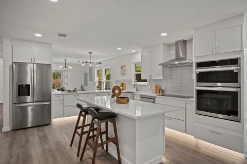 1915 Hollow Ridge Dr, Cedar Park, TX, 78613-6729 | Card Image