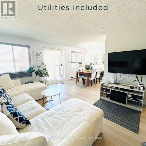 409-131 Taunton Rd E, Oshawa, ON, L1G3T8 | Card Image
