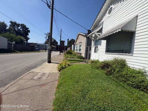 1228 Boyle St, Louisville, KY, 40204-2466 | Card Image