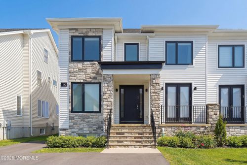 15 Payne Ave, Lakewood, NJ, 08701-5048 | Card Image